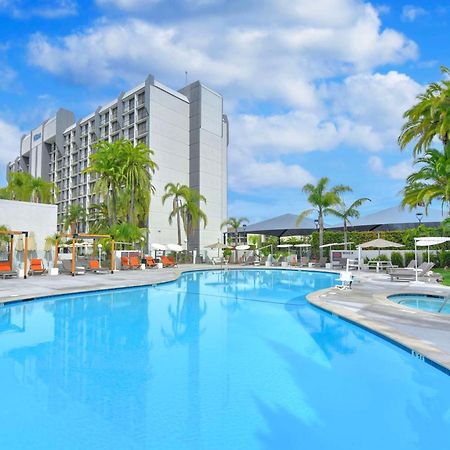Hilton Irvine/Orange County Airport Hotel Bagian luar foto